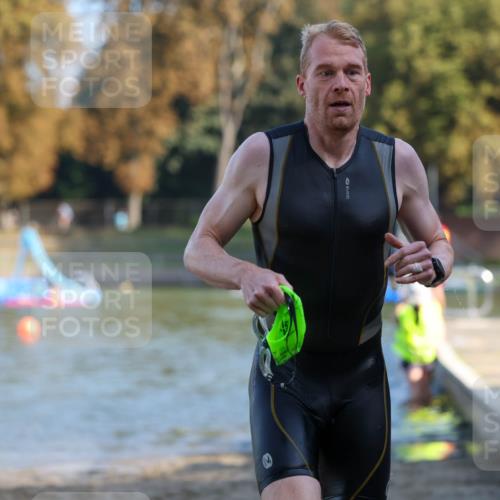 08.09.2024 - Stadtparktriathlon Michael Strokosch http://msf.ph/oto/7030388 08.09.2024 10:50:06 Schwimmen 471 meine-sportfotos.de