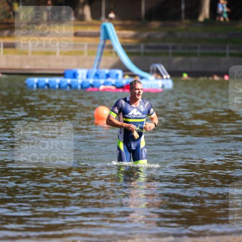 08.09.2024 - Stadtparktriathlon Michael Strokosch http://msf.ph/oto/7030391 08.09.2024 10:50:41 Schwimmen 552 meine-sportfotos.de