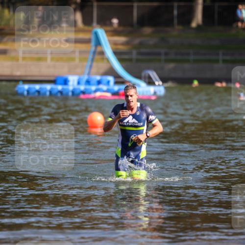 08.09.2024 - Stadtparktriathlon Michael Strokosch http://msf.ph/oto/7030397 08.09.2024 10:50:43 Schwimmen 552 meine-sportfotos.de