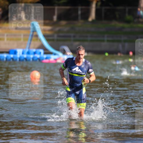 08.09.2024 - Stadtparktriathlon Michael Strokosch http://msf.ph/oto/7030404 08.09.2024 10:50:45 Schwimmen 552 meine-sportfotos.de