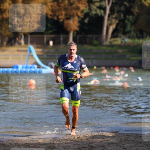 08.09.2024 - Stadtparktriathlon Michael Strokosch http://msf.ph/oto/7030420 08.09.2024 10:50:48 Schwimmen 552 meine-sportfotos.de