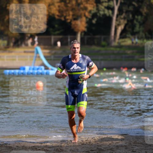 08.09.2024 - Stadtparktriathlon Michael Strokosch http://msf.ph/oto/7030422 08.09.2024 10:50:48 Schwimmen 552 meine-sportfotos.de