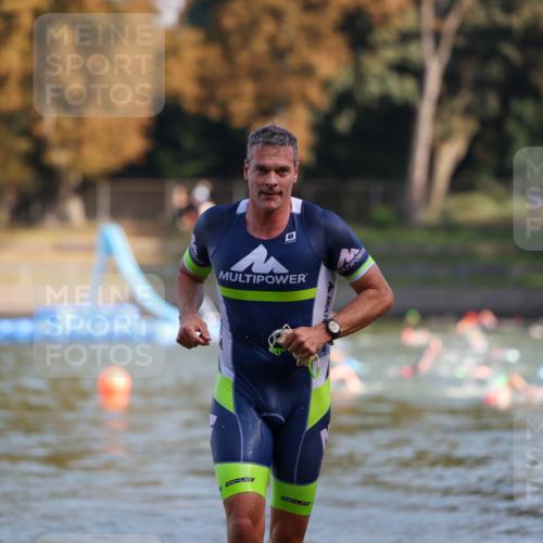08.09.2024 - Stadtparktriathlon Michael Strokosch http://msf.ph/oto/7030432 08.09.2024 10:50:49 Schwimmen 552 meine-sportfotos.de