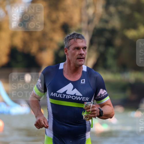 08.09.2024 - Stadtparktriathlon Michael Strokosch http://msf.ph/oto/7030442 08.09.2024 10:50:51 Schwimmen 552 meine-sportfotos.de