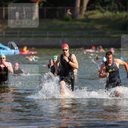 08.09.2024 - Stadtparktriathlon Michael Strokosch http://msf.ph/oto/7030448 08.09.2024 10:51:08 Schwimmen 479, 485, 526, 537 meine-sportfotos.de
