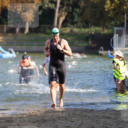 08.09.2024 - Stadtparktriathlon Michael Strokosch http://msf.ph/oto/7030529 08.09.2024 10:51:23 Schwimmen 519, 526, 535, 543, 557, 821 meine-sportfotos.de