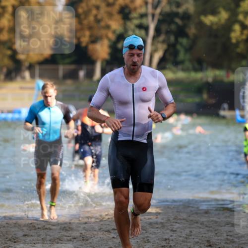 08.09.2024 - Stadtparktriathlon Michael Strokosch http://msf.ph/oto/7030553 08.09.2024 10:51:28 Schwimmen 499, 519, 535, 557, 821 meine-sportfotos.de
