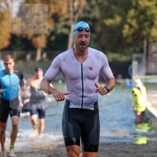 08.09.2024 - Stadtparktriathlon Michael Strokosch http://msf.ph/oto/7030560 08.09.2024 10:51:28 Schwimmen 499, 519, 535, 557, 821 meine-sportfotos.de