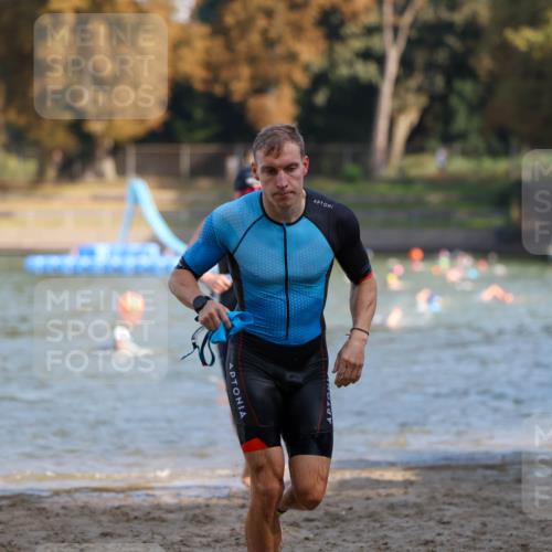 08.09.2024 - Stadtparktriathlon Michael Strokosch http://msf.ph/oto/7030564 08.09.2024 10:51:30 Schwimmen 493, 499, 519, 535, 557 meine-sportfotos.de