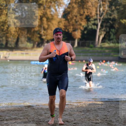 08.09.2024 - Stadtparktriathlon Michael Strokosch http://msf.ph/oto/7030573 08.09.2024 10:51:32 Schwimmen 493, 499, 519, 535 meine-sportfotos.de
