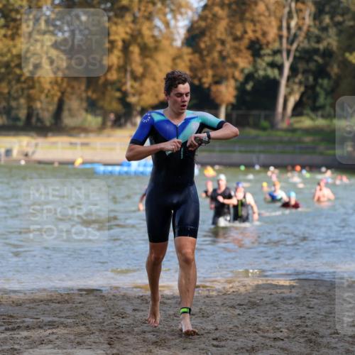 08.09.2024 - Stadtparktriathlon Michael Strokosch http://msf.ph/oto/7030623 08.09.2024 10:51:42 Schwimmen 465, 493, 499, 512, 546 meine-sportfotos.de
