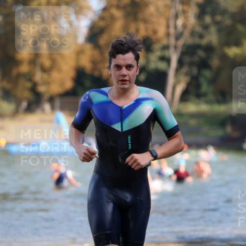 08.09.2024 - Stadtparktriathlon Michael Strokosch http://msf.ph/oto/7030632 08.09.2024 10:51:43 Schwimmen 465, 493, 499, 512, 546 meine-sportfotos.de