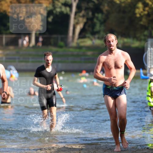 08.09.2024 - Stadtparktriathlon Michael Strokosch http://msf.ph/oto/7030716 08.09.2024 10:52:06 Schwimmen 480, 483, 516, 531, 538 meine-sportfotos.de