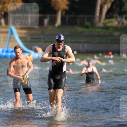 08.09.2024 - Stadtparktriathlon Michael Strokosch http://msf.ph/oto/7030749 08.09.2024 10:52:14 Schwimmen 480, 504, 531, 538 meine-sportfotos.de