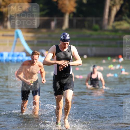 08.09.2024 - Stadtparktriathlon Michael Strokosch http://msf.ph/oto/7030754 08.09.2024 10:52:15 Schwimmen 480, 504, 531, 538 meine-sportfotos.de
