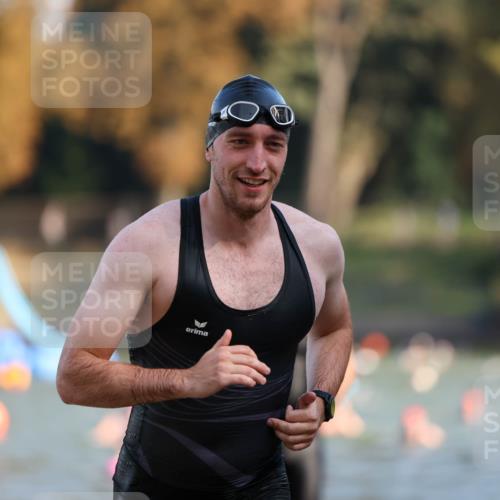 08.09.2024 - Stadtparktriathlon Michael Strokosch http://msf.ph/oto/7030803 08.09.2024 10:52:29 Schwimmen 504, 533 meine-sportfotos.de