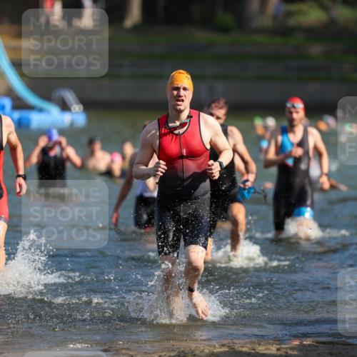 08.09.2024 - Stadtparktriathlon Michael Strokosch http://msf.ph/oto/7030824 08.09.2024 10:52:41 Schwimmen 470, 481, 492, 515, 534, 559 meine-sportfotos.de