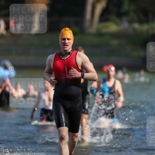 08.09.2024 - Stadtparktriathlon Michael Strokosch http://msf.ph/oto/7030835 08.09.2024 10:52:42 Schwimmen 470, 481, 492, 515, 534, 559 meine-sportfotos.de