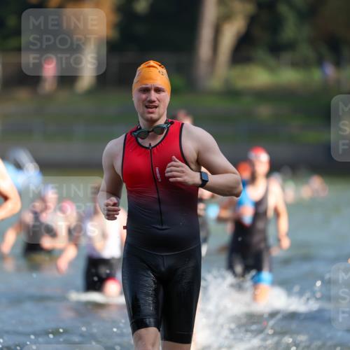 08.09.2024 - Stadtparktriathlon Michael Strokosch http://msf.ph/oto/7030843 08.09.2024 10:52:43 Schwimmen 470, 481, 492, 515, 534, 559 meine-sportfotos.de