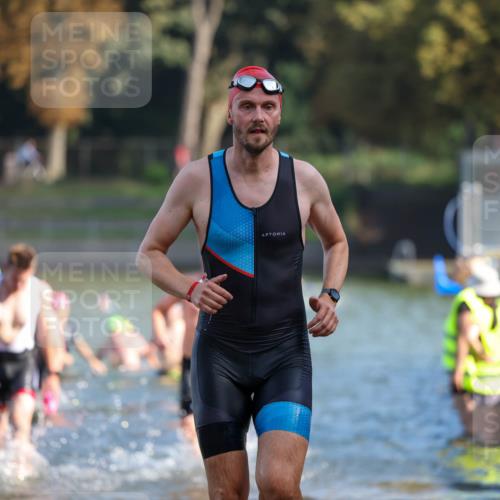 08.09.2024 - Stadtparktriathlon Michael Strokosch http://msf.ph/oto/7030876 08.09.2024 10:52:49 Schwimmen 470, 473, 481, 492, 514, 515, 534, 545 meine-sportfotos.de