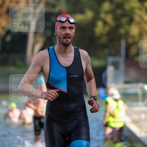 08.09.2024 - Stadtparktriathlon Michael Strokosch http://msf.ph/oto/7030883 08.09.2024 10:52:50 Schwimmen 470, 473, 481, 514, 534, 545 meine-sportfotos.de