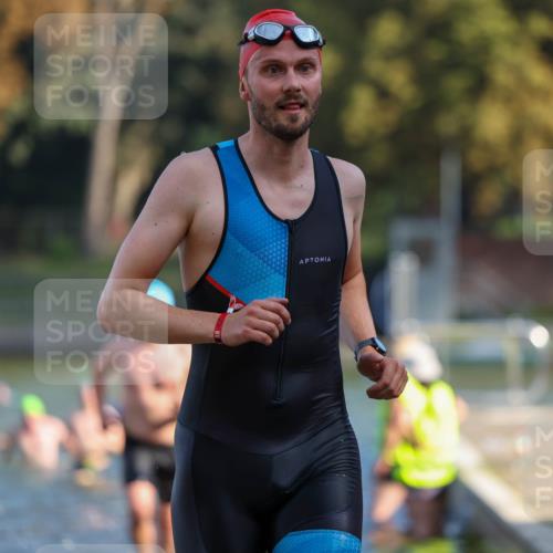08.09.2024 - Stadtparktriathlon Michael Strokosch http://msf.ph/oto/7030885 08.09.2024 10:52:50 Schwimmen 470, 473, 481, 514, 534, 545 meine-sportfotos.de