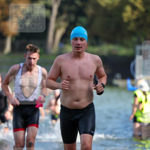 08.09.2024 - Stadtparktriathlon Michael Strokosch http://msf.ph/oto/7030890 08.09.2024 10:52:53 Schwimmen 470, 473, 497, 514, 534, 539, 545 meine-sportfotos.de