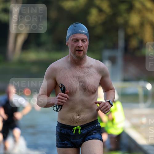 08.09.2024 - Stadtparktriathlon Michael Strokosch http://msf.ph/oto/7030947 08.09.2024 10:53:04 Schwimmen 497, 511, 513, 521, 525, 539, 545 meine-sportfotos.de