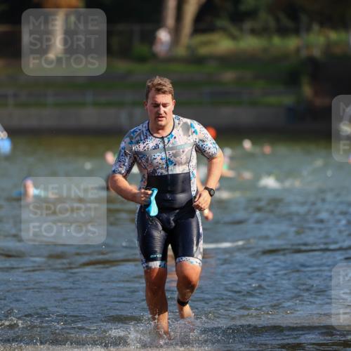 08.09.2024 - Stadtparktriathlon Michael Strokosch http://msf.ph/oto/7031027 08.09.2024 10:53:18 Schwimmen 487, 501, 524 meine-sportfotos.de