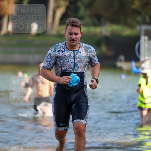 08.09.2024 - Stadtparktriathlon Michael Strokosch http://msf.ph/oto/7031039 08.09.2024 10:53:20 Schwimmen 487, 501, 524 meine-sportfotos.de