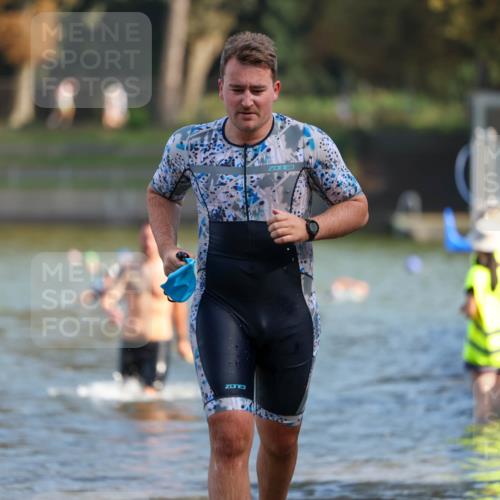 08.09.2024 - Stadtparktriathlon Michael Strokosch http://msf.ph/oto/7031042 08.09.2024 10:53:20 Schwimmen 487, 501, 524 meine-sportfotos.de