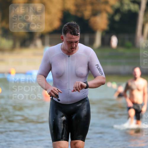 08.09.2024 - Stadtparktriathlon Michael Strokosch http://msf.ph/oto/7031047 08.09.2024 10:53:22 Schwimmen 487, 501, 524 meine-sportfotos.de