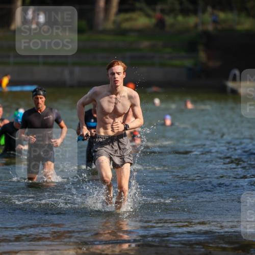 08.09.2024 - Stadtparktriathlon Michael Strokosch http://msf.ph/oto/7031091 08.09.2024 10:53:38 Schwimmen 475, 495, 498, 547, 554 meine-sportfotos.de