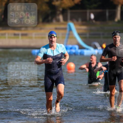 08.09.2024 - Stadtparktriathlon Michael Strokosch http://msf.ph/oto/7031125 08.09.2024 10:53:43 Schwimmen 475, 495, 498, 544, 547, 554 meine-sportfotos.de