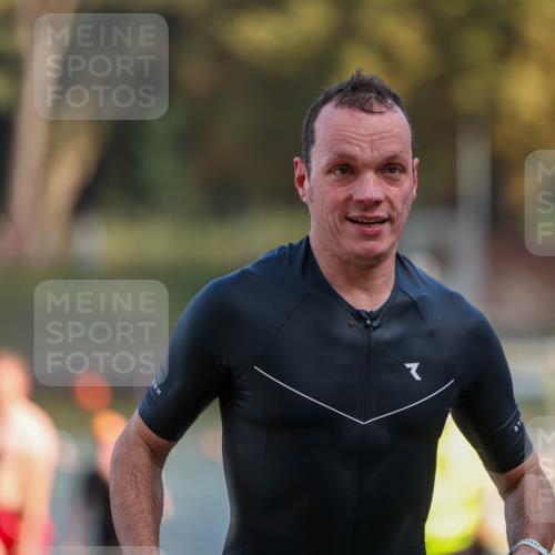 08.09.2024 - Stadtparktriathlon Michael Strokosch http://msf.ph/oto/7031179 08.09.2024 10:53:52 Schwimmen 475, 494, 541, 544 meine-sportfotos.de