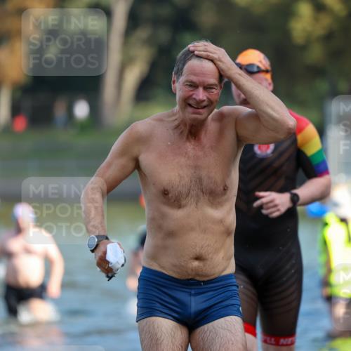 08.09.2024 - Stadtparktriathlon Michael Strokosch http://msf.ph/oto/7031246 08.09.2024 10:54:06 Schwimmen 463, 490, 506, 542, 562 meine-sportfotos.de