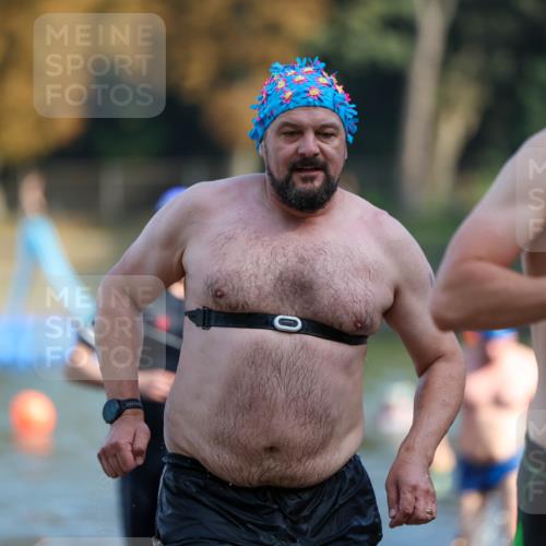 08.09.2024 - Stadtparktriathlon Michael Strokosch http://msf.ph/oto/7031280 08.09.2024 10:54:15 Schwimmen 463, 506, 527, 529, 562 meine-sportfotos.de