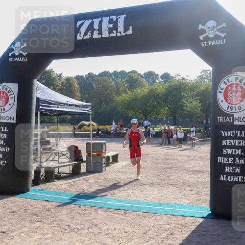 08.09.2024 - Stadtparktriathlon Luisa Fischer http://msf.ph/oto/7031337 08.09.2024 09:34:14 Ziel 13 meine-sportfotos.de