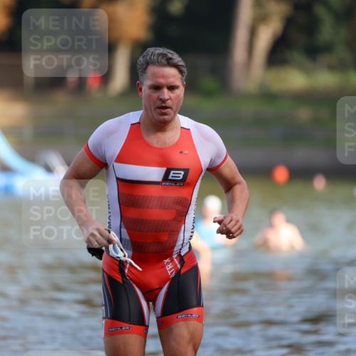 08.09.2024 - Stadtparktriathlon Michael Strokosch http://msf.ph/oto/7031338 08.09.2024 10:54:25 Schwimmen 529 meine-sportfotos.de