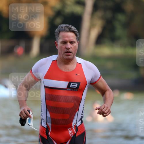 08.09.2024 - Stadtparktriathlon Michael Strokosch http://msf.ph/oto/7031343 08.09.2024 10:54:26 Schwimmen 529 meine-sportfotos.de
