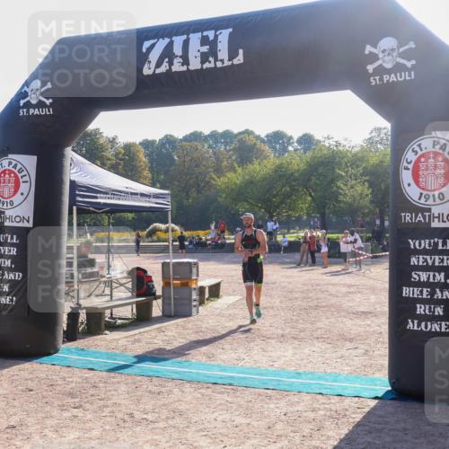 08.09.2024 - Stadtparktriathlon Luisa Fischer http://msf.ph/oto/7031354 08.09.2024 09:34:32 Ziel 69 meine-sportfotos.de