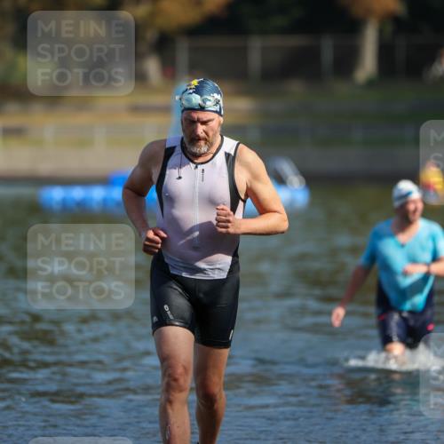 08.09.2024 - Stadtparktriathlon Michael Strokosch http://msf.ph/oto/7031361 08.09.2024 10:54:41 Schwimmen 468, 469, 478 meine-sportfotos.de