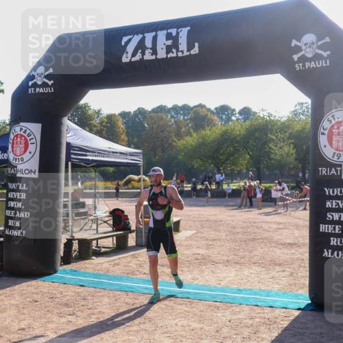 08.09.2024 - Stadtparktriathlon Luisa Fischer http://msf.ph/oto/7031363 08.09.2024 09:34:34 Ziel 69 meine-sportfotos.de
