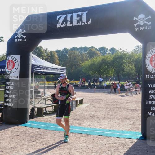 08.09.2024 - Stadtparktriathlon Luisa Fischer http://msf.ph/oto/7031365 08.09.2024 09:34:35 Ziel 69 meine-sportfotos.de
