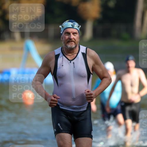 08.09.2024 - Stadtparktriathlon Michael Strokosch http://msf.ph/oto/7031373 08.09.2024 10:54:42 Schwimmen 468, 469, 478 meine-sportfotos.de