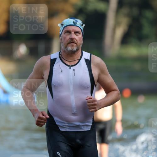 08.09.2024 - Stadtparktriathlon Michael Strokosch http://msf.ph/oto/7031377 08.09.2024 10:54:43 Schwimmen 468, 469, 478 meine-sportfotos.de