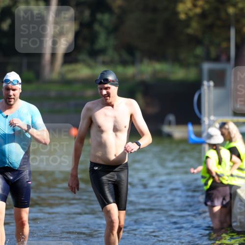 08.09.2024 - Stadtparktriathlon Michael Strokosch http://msf.ph/oto/7031381 08.09.2024 10:54:46 Schwimmen 468, 469, 478 meine-sportfotos.de