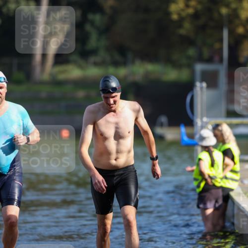 08.09.2024 - Stadtparktriathlon Michael Strokosch http://msf.ph/oto/7031383 08.09.2024 10:54:46 Schwimmen 468, 469, 478 meine-sportfotos.de