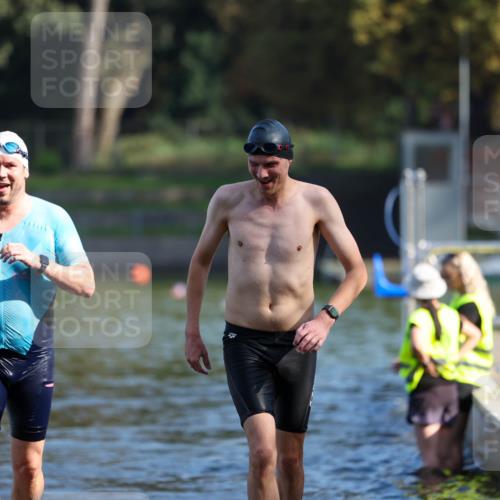 08.09.2024 - Stadtparktriathlon Michael Strokosch http://msf.ph/oto/7031389 08.09.2024 10:54:46 Schwimmen 468, 469, 478 meine-sportfotos.de