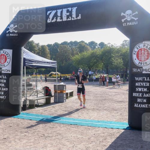 08.09.2024 - Stadtparktriathlon Luisa Fischer http://msf.ph/oto/7031395 08.09.2024 09:35:12 Ziel 87 meine-sportfotos.de